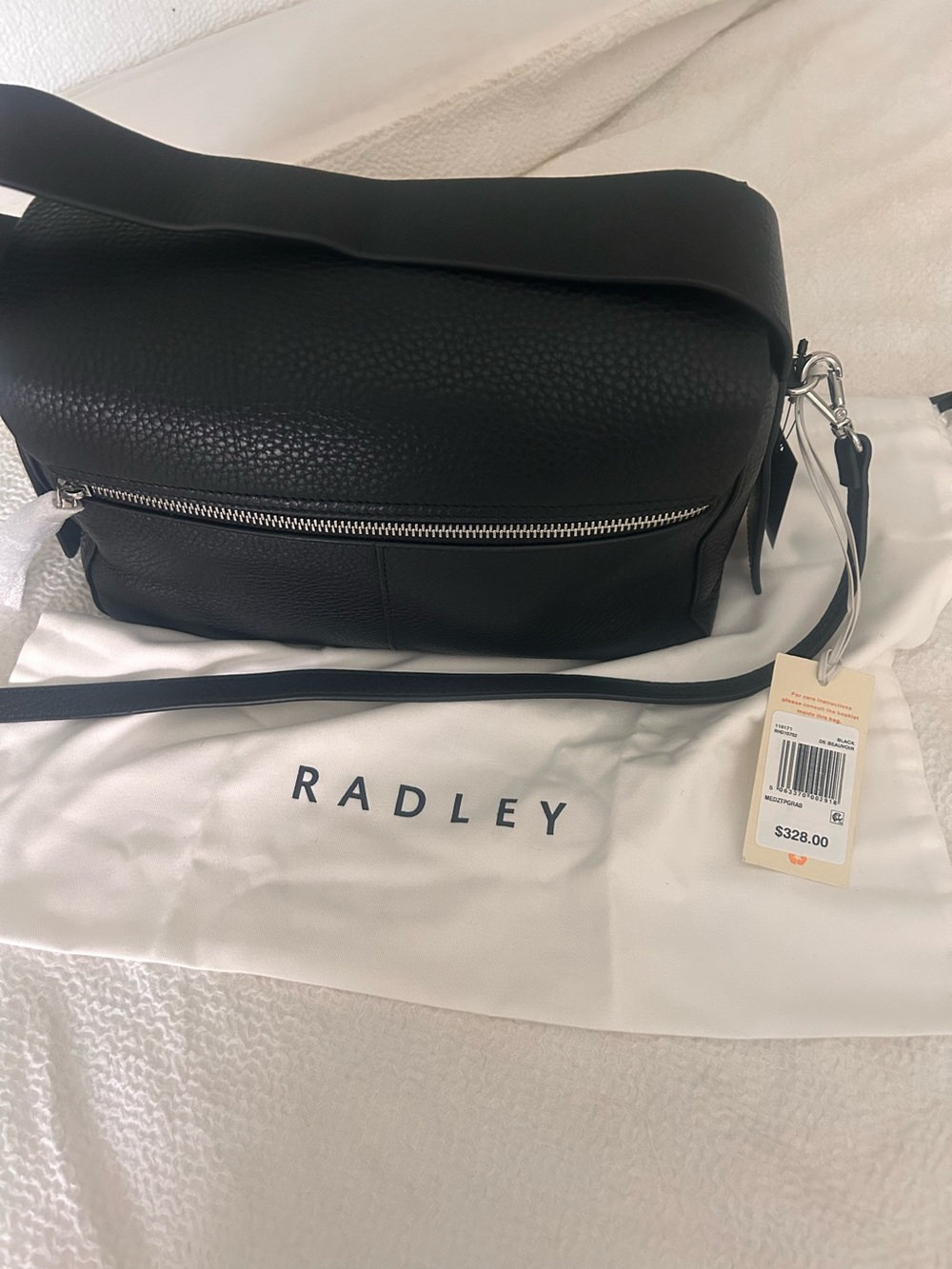 Black leather crossbody bag by Radley of London, nwt, excellent condition - Picture 2 of 9
